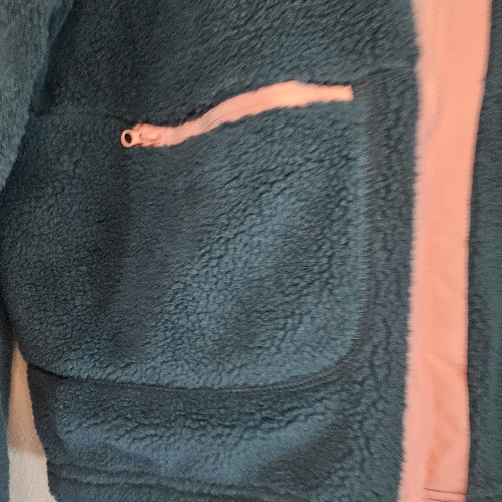 Puma Women's Teddy Jacket in Dark Teal and Light Pink - Picture 6 of 14